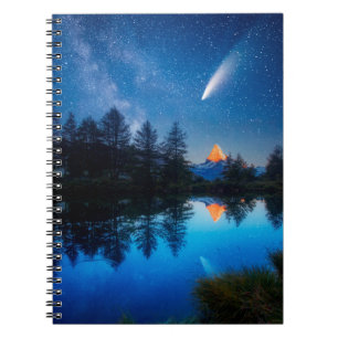 Caderno Espiral Fantástico céu estrelado sobre a aranha Matterhorn