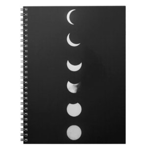 Caderno Espiral Fases e eclipse da lua na foto preto e branco
