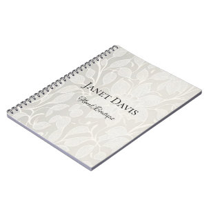 Caderno Espiral Flores esculpidas prateadas brancas
