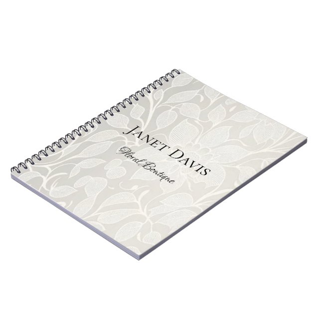 Caderno Espiral Flores esculpidas prateadas brancas (Left Side)