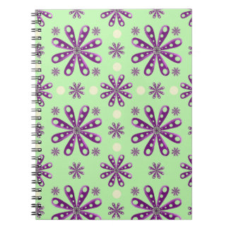 Caderno Espiral Flores Roxas Retro em Fundo Verde  