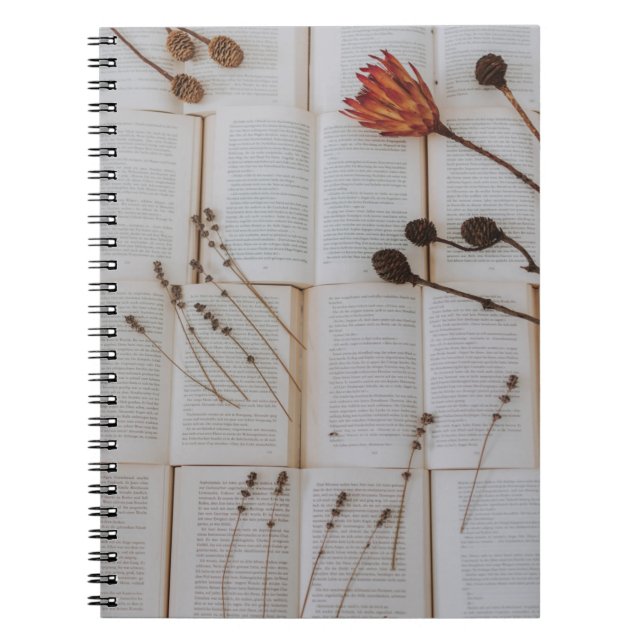 Caderno Espiral Flores secas em livros (Frente)