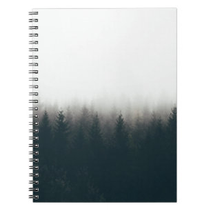 Caderno Espiral Fogggy Forest Pine Mountain Aestic Art