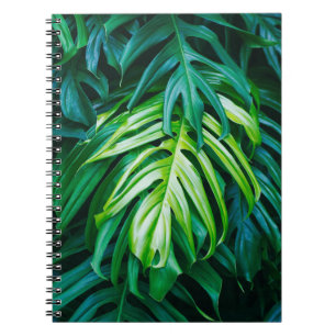 Caderno Espiral Folhas verdes tropicais sobre fundo escuro, nature