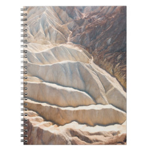 Caderno Espiral Formação de rochas castanhas