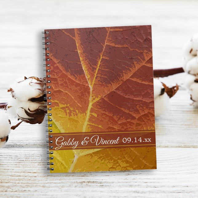 Caderno Espiral Formas de Casamento de Folha de outono (The Shades of Autumn Leaf Notebook can be an advice book or guest book for your Fall wedding.)
