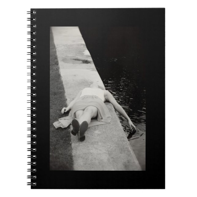 Caderno Espiral Foto em preto e branco sonhadora (Frente)
