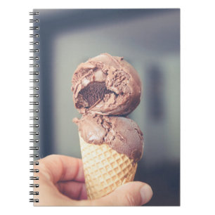 Caderno Espiral Fotografia seletiva do sorvete de chocolate