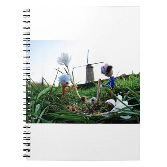 Caderno Espiral Fubby's bij een molen planten een krokus bol. (Frente)
