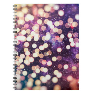 Caderno Espiral Fundo de luz de Natal. Grafi brilhante de Natal