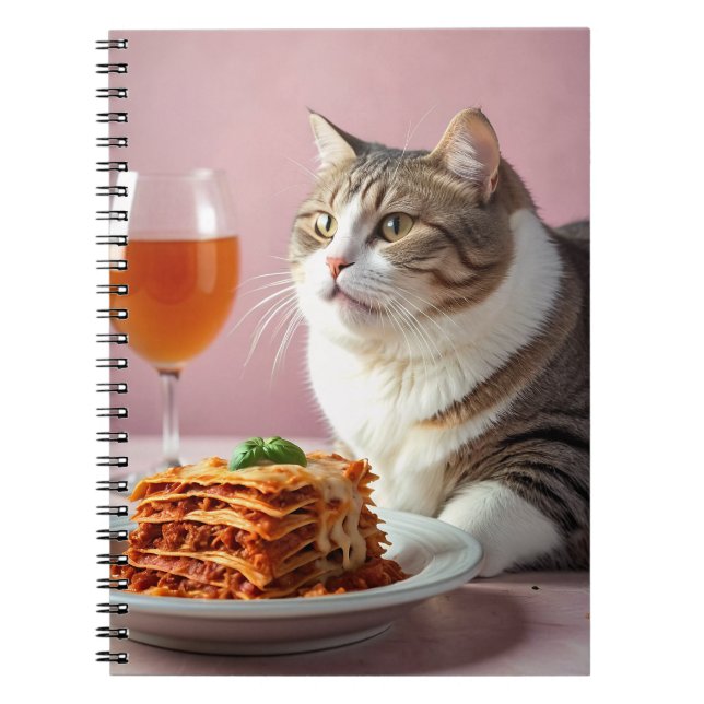 Caderno Espiral Gato de Cinza cômoda com Lasagna e Vidro (Frente)
