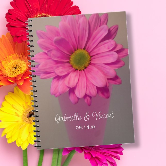 Caderno Espiral Gerber Daisy rosa em Vase Wedding (Criador carregado)