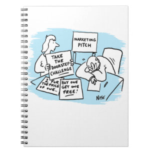 Caderno Espiral Gerente de Marketing está suportando um discurso d