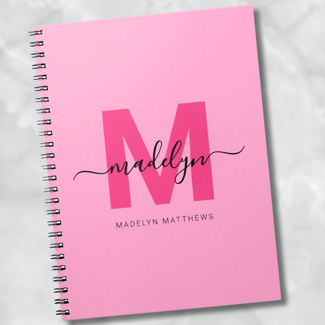 Caderno Espiral Girly Pink Personalizado Nome do Monograma Inicial (Girly Pink Personalized Initial Monogram Name notebook)