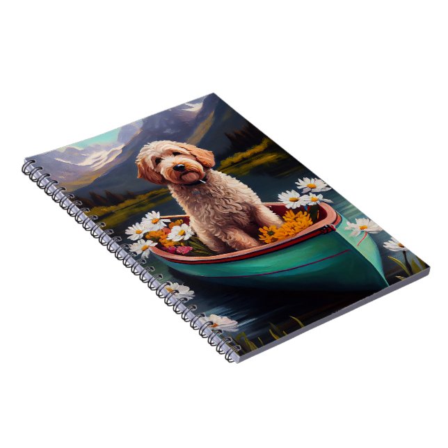 Caderno Espiral Goldendoodle em um remo: Uma aventura cêntrica (Lado Direito)