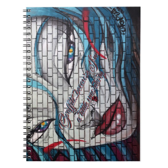 Caderno Espiral Grafite de Menina Asiática  (Frente)