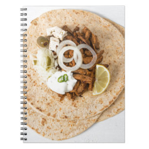 Caderno Espiral Gyros pita com tzatziki coleslaw azeitonas e feta