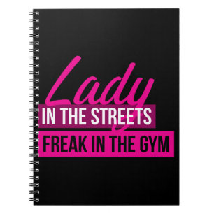 Caderno Espiral Humor De Traje - Dama Nas Ruas, Maluca Em Gym