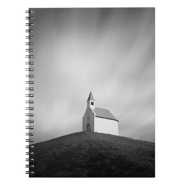 Caderno Espiral Igreja em um monte em preto e branco (Frente)