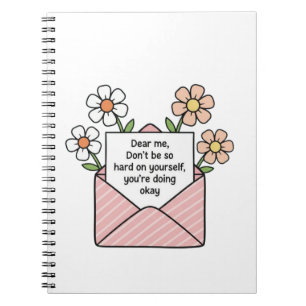 Caderno Espiral Ilustração de Citação em Envelope Floral de Amor P