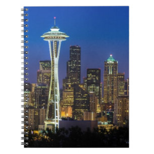 Caderno Espiral Imagem de Seattle Skyline nas horas da manhã.