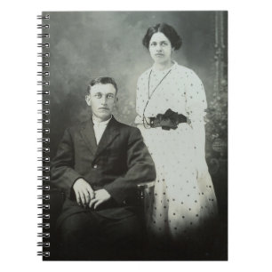 Caderno Espiral Imagem do Casal de Foto B&W do Sr. & Sra. Hill RPP