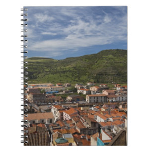 Caderno Espiral Itália, Sardenha, Bosa. Vista da cidade a partir d
