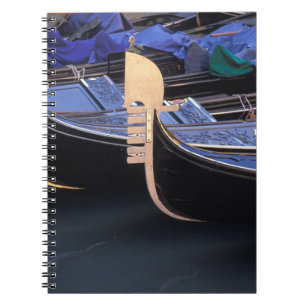 Caderno Espiral Itália, Vêneto, Veneza. Fileira de Gôndolas.