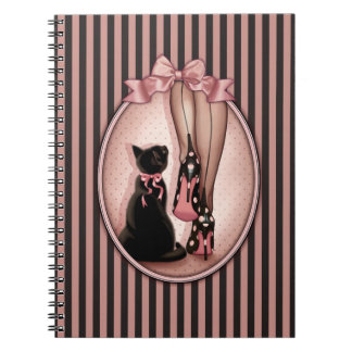 Caderno Espiral Jovem mulher elegante e gato preto