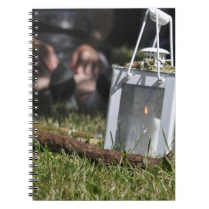 Caderno Espiral Lanterna de luz