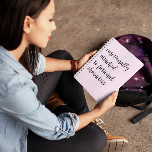 Caderno Espiral Ligado Emocionalmente A Caracteres Ficcionais (Criador carregado)