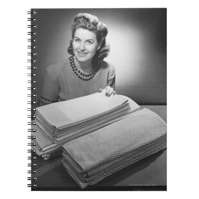 Caderno Espiral Linho e toalhas passados (Frente)