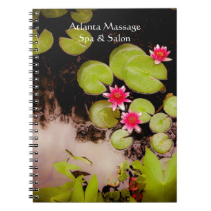 Caderno Espiral Lírios e lagoa koi