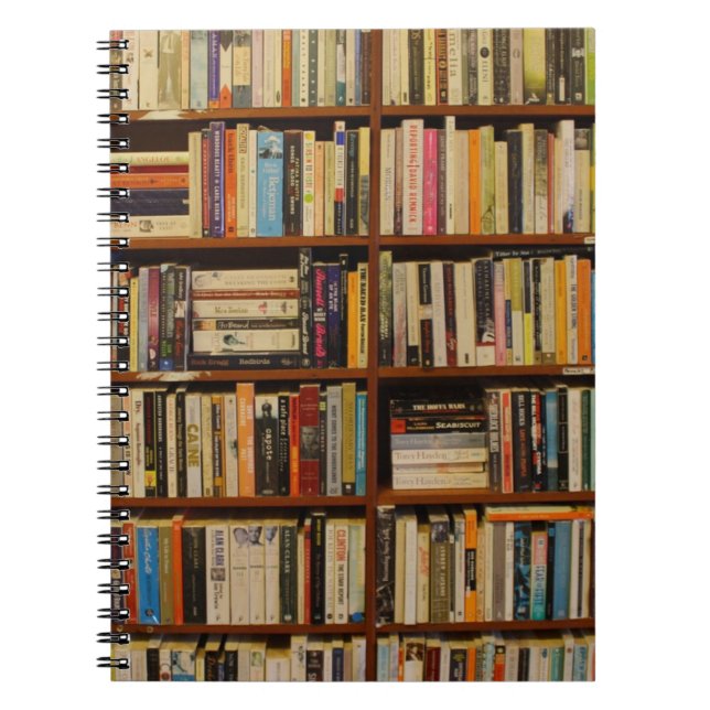 Caderno Espiral Livros na biblioteca (Frente)