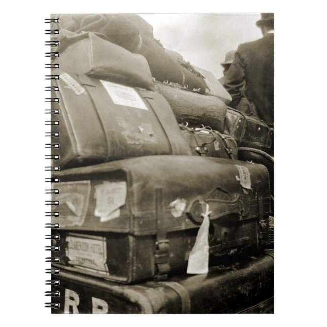CADERNO ESPIRAL MADEIRA DE EQUIPE DE BAGAGEM VIAGEM 1890 (Frente)