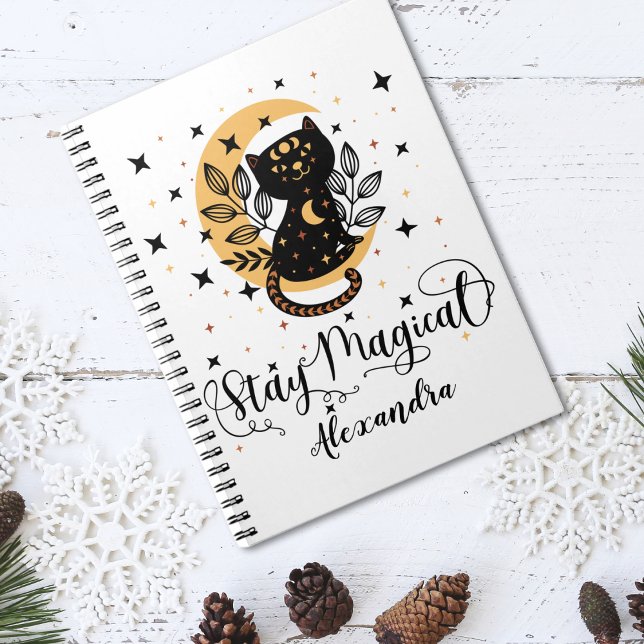 Caderno Espiral Mantenha um gato preto mágico com meia lua com est (Criador carregado)