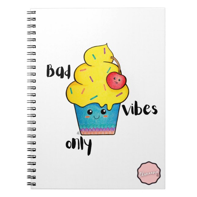 Caderno Espiral Más Vibes Apenas, Cupcake de Cartoon Kawaii (Frente)