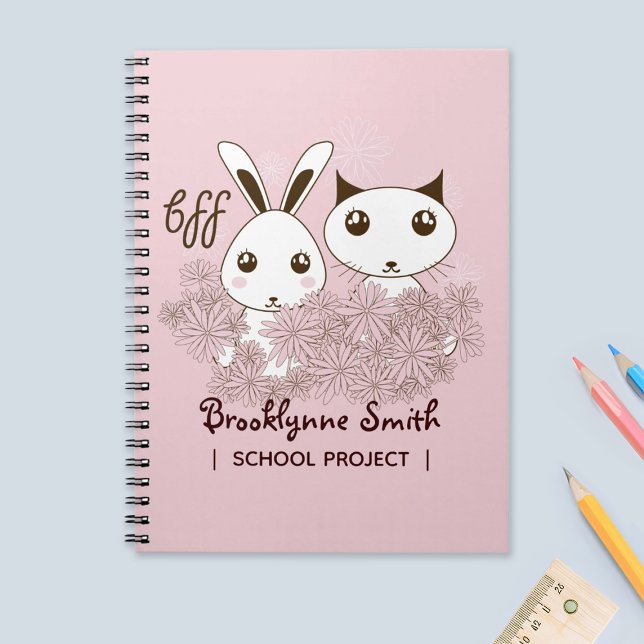 Caderno Espiral Menina Rosa Amiga Cute Cartoon Gatinha e Coelho Cr (Criador carregado)