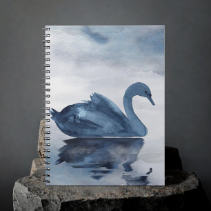 Caderno Espiral Mistura Reflexões Moody Dusty Blue Swan no lago