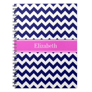 Caderno Espiral Monograma branco do nome do rosa quente de Chevron