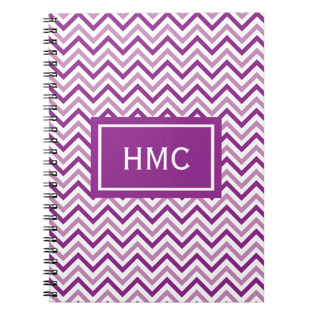 Caderno Espiral Monograma de Chevron Duplo Roxo (Frente)