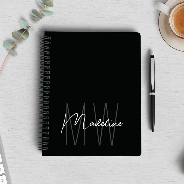 Caderno Espiral Monograma Minimalista Moderno Preto (Modern Minimalist Monogram Black Notebook by MINTIC DESIGN STUDIO)