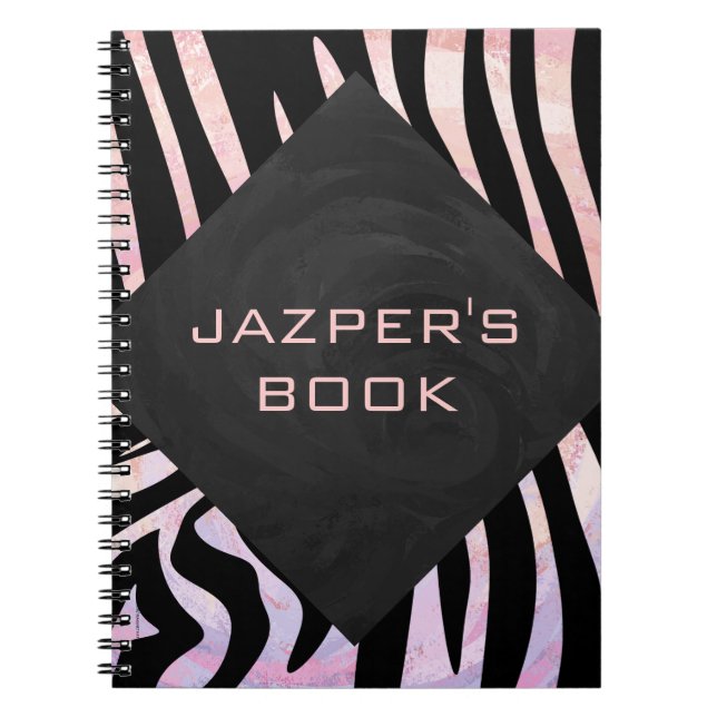 Caderno Espiral Monograma Zebra Preto e Rosa (Frente)