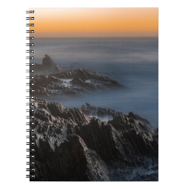 Caderno Espiral MONTANTES DE cinzas COM NUVENS (Frente)
