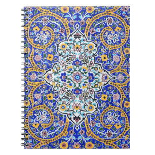 Caderno Espiral Mural malhado em forma de lata, elaborado em persa