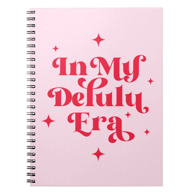 Caderno Espiral Na Minha Era Delulu (Frente)