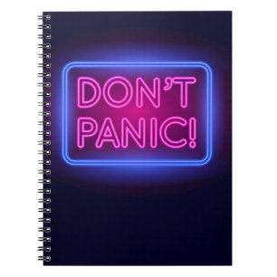 Caderno Espiral Não entre em pânico e sinal de neon