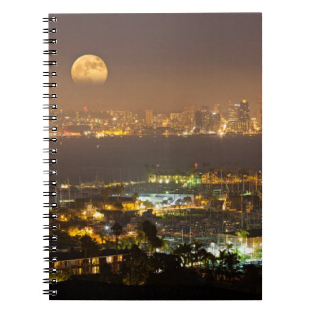Caderno Espiral Nascer da lua sobre a silhueta de San Diego (Frente)