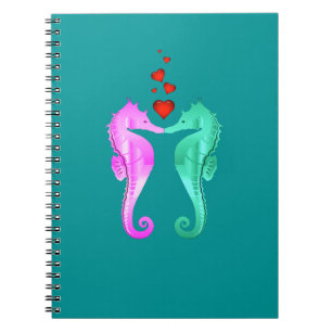 Caderno Espiral Náutico aqua/rosa/cavalos marinhos beijando coraçõ