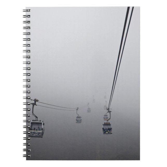 Caderno Espiral Ngong Ping Cable Car em nevoeiro espesso (Frente)